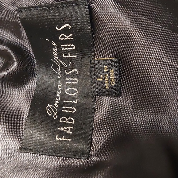 Donna Salyer's Fabulous Furs - Vest w/ matching leg warmers - Picture 4 of 6